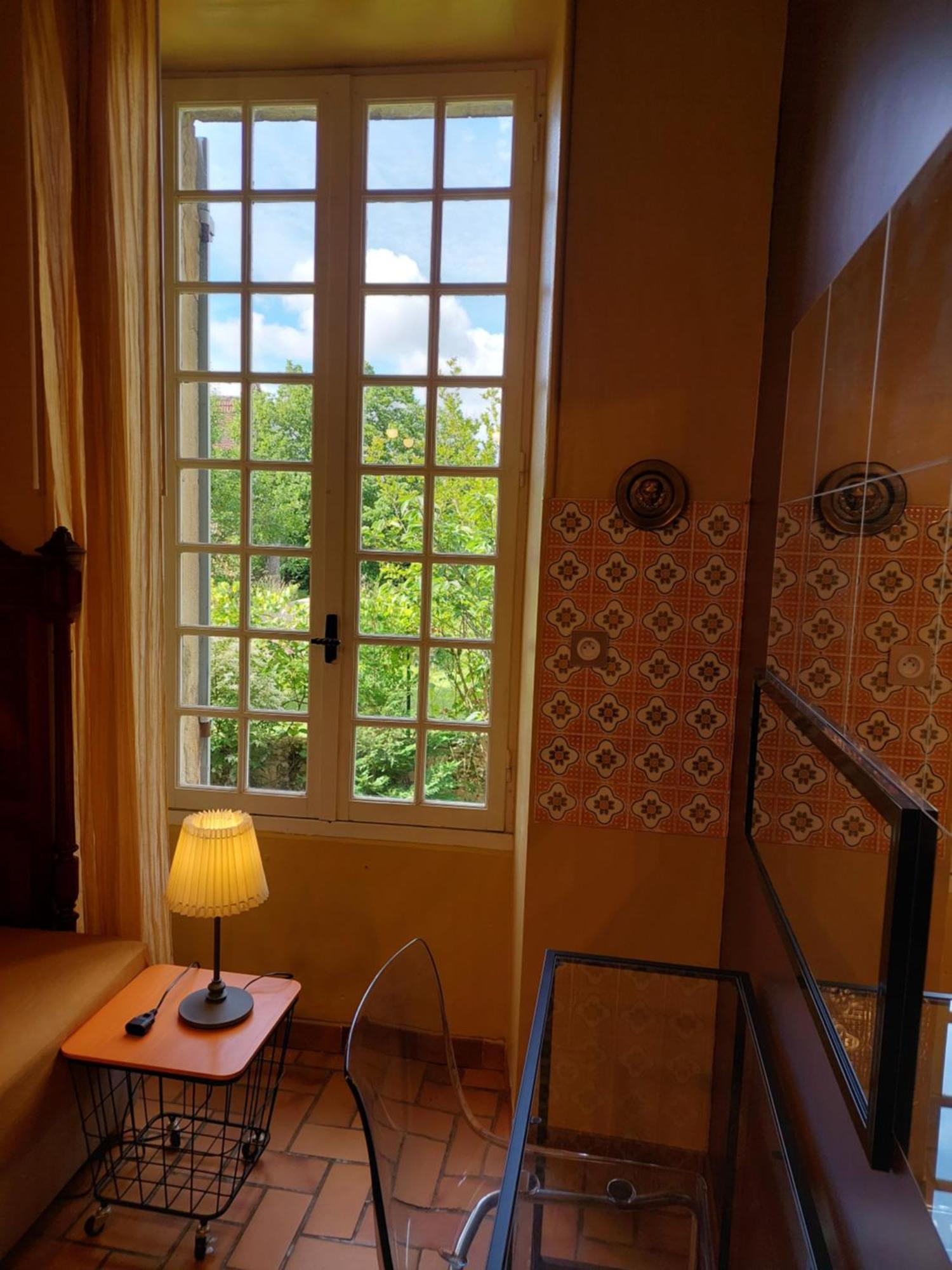 Rue Du Chateau Lalinde Exterior photo